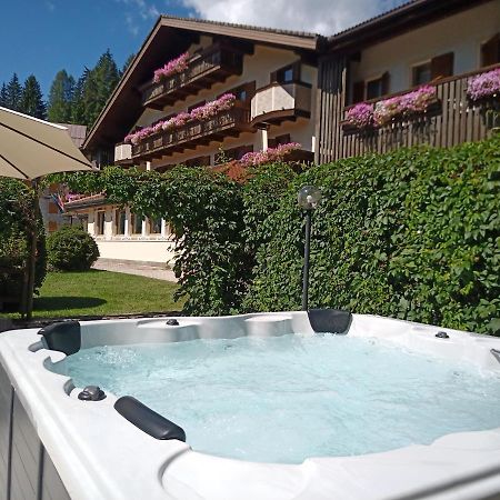 Park Hotel Arnica Falcade Exterior photo