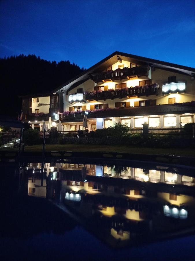 Park Hotel Arnica Falcade Exterior photo