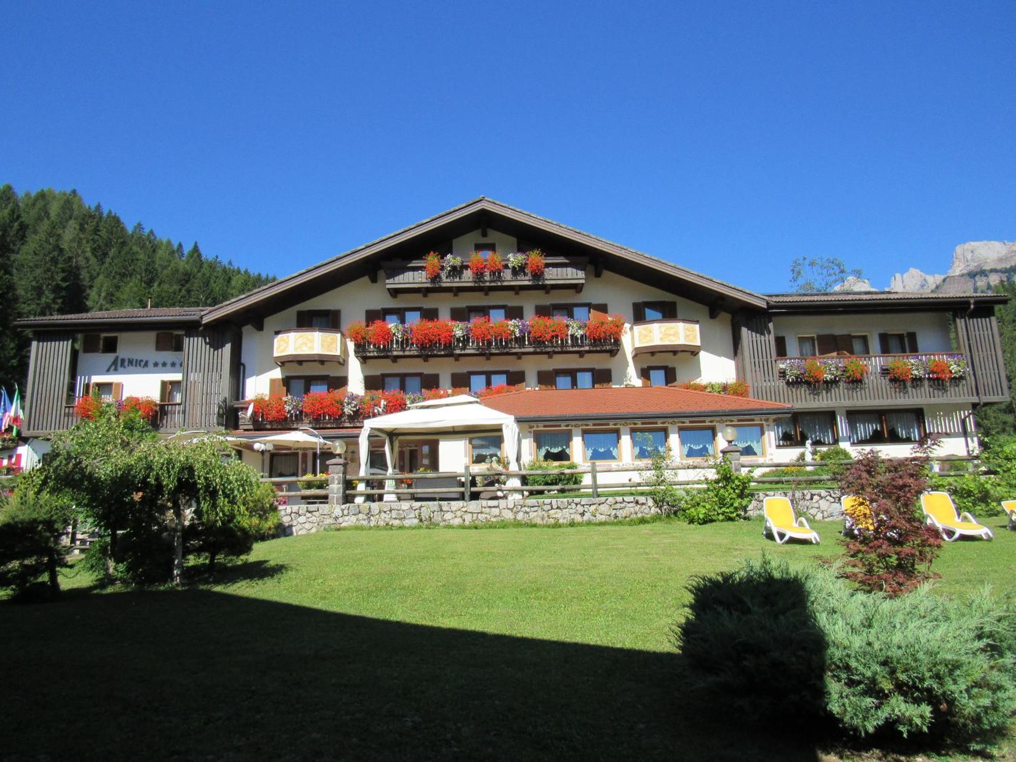 Park Hotel Arnica Falcade Exterior photo